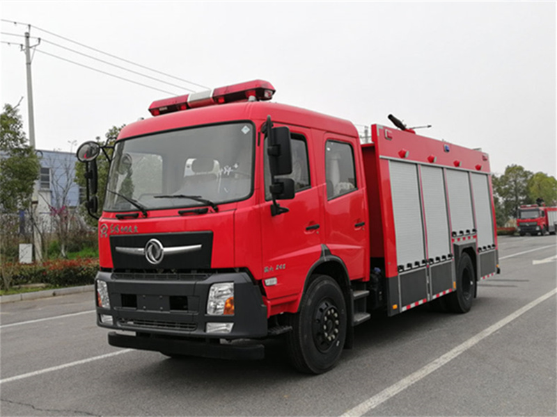 東風專底（仿天錦）水罐消防車（6噸）